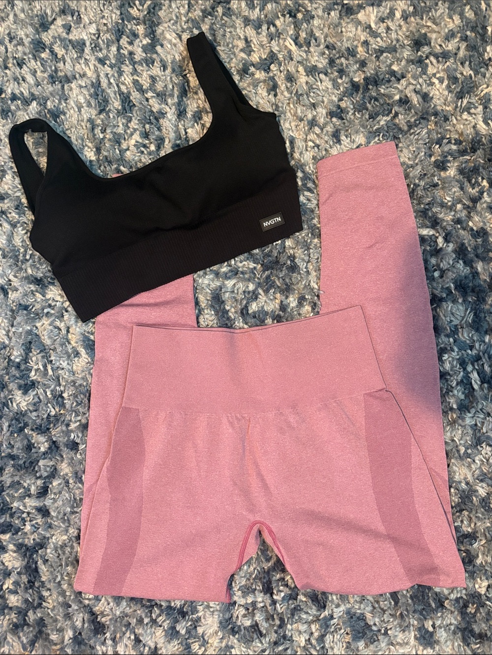 NVGTN outfit work out